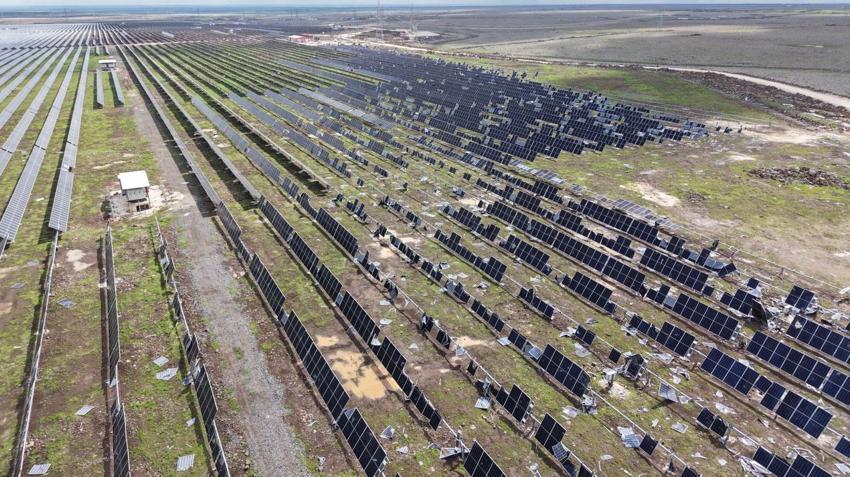 Şanlıurfa’da hortum yıktı geçti, Viranşehir’de güneş panelleri kullanılamaz hale geldi