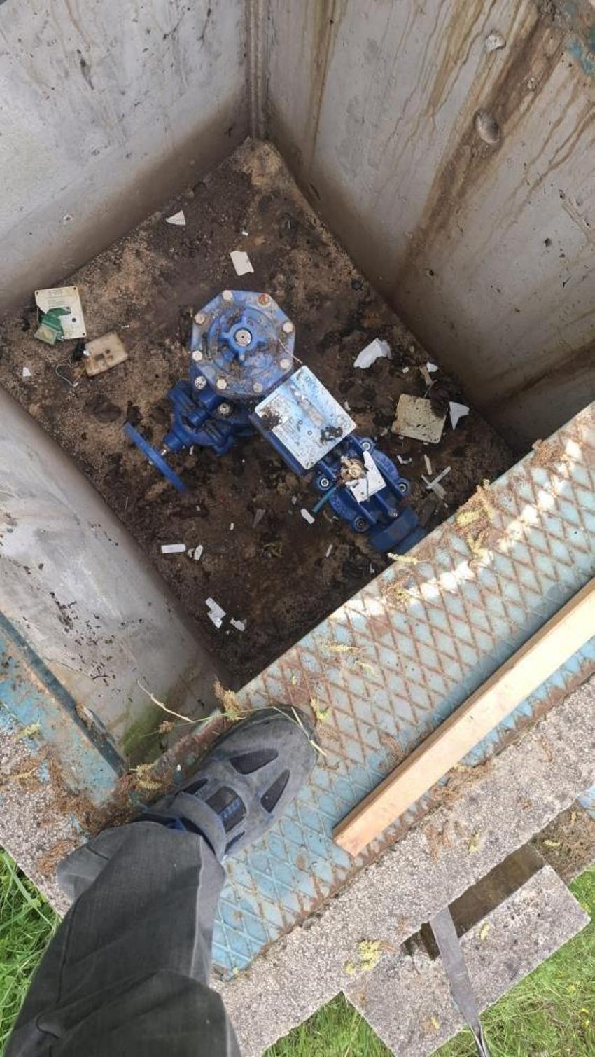 Denizli'de çiftçinin baltalı girişimi sonuç vermedi! Bu kez elektronik sistemi dağıttı