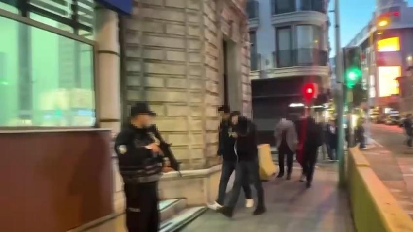 Polis denetiminde üstlerinden servet çıktı! Paranın kaynağı Maçka Parkı'ndaki psikolog kadın çıktı