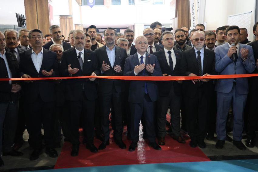 Bölgenin en kapsamlı ve büyük fuarı, Elazığ'da başladı