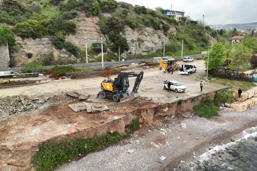 Vatandaşların sosyal yaşamına değer katacak Diliskelesi sahili ikinci etap projesinde ilk kazma vuruldu