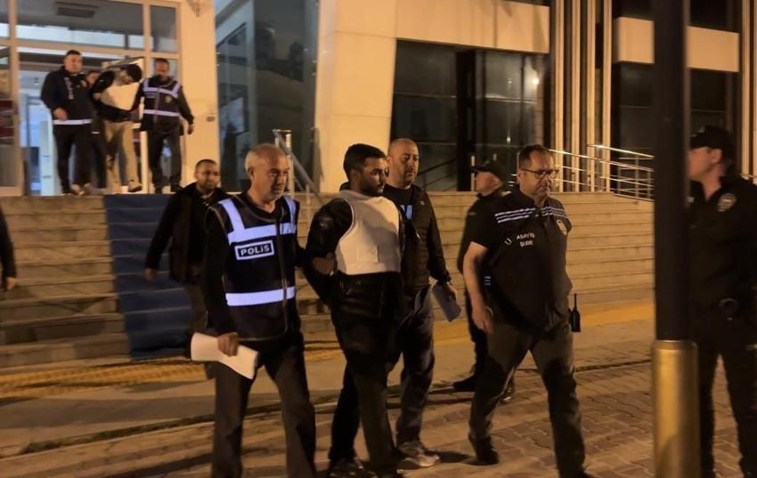 Kübra'yı vahşice hayattan koparanlar, sosyal medya hesabına girip yaşıyor süsü vermiş