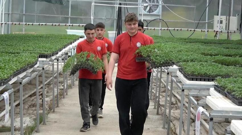 Öğrenciler başardı, tam 250 bin adet! Erzincan'da dev üretim: Satışlar başlıyor