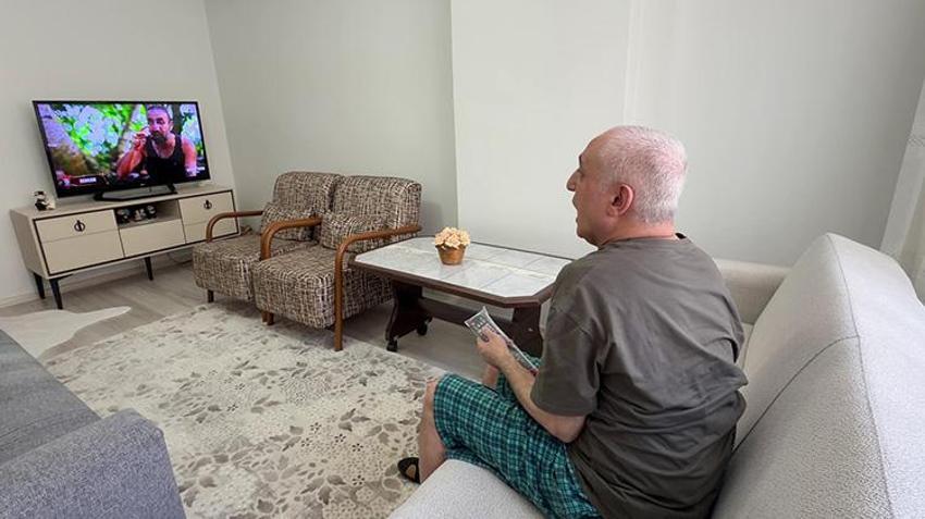 Erzurum'un vefalı annesi Anneler Günü hediyesini hayırseverden aldı: 'Çok şükür yıllar sonra güneşe kavuştuk'