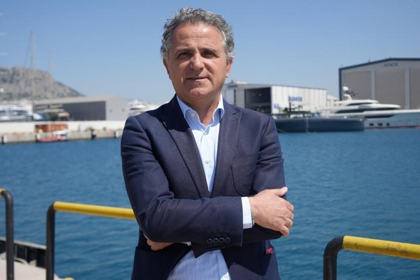 Dünyaca ünlü milyarderlerin yüzen sarayları Antalya'da inşa ediliyor! Çapa atmadan sabit duruyor: Haziran'da teslim edilecek