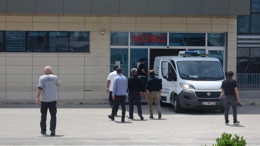 Antalya'da DNA testi işlemleri tamamlanan Kübra'nın cenazesi ailesi tarafından teslim alındı