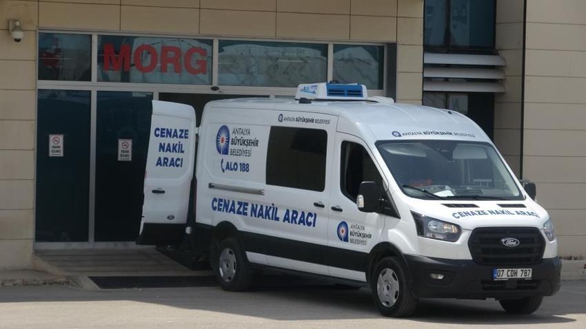 Antalya'da DNA testi işlemleri tamamlanan Kübra'nın cenazesi ailesi tarafından teslim alındı