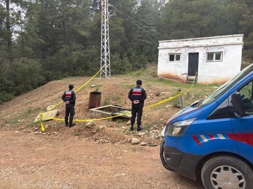 Antalya'da DNA testi işlemleri tamamlanan Kübra'nın cenazesi ailesi tarafından teslim alındı