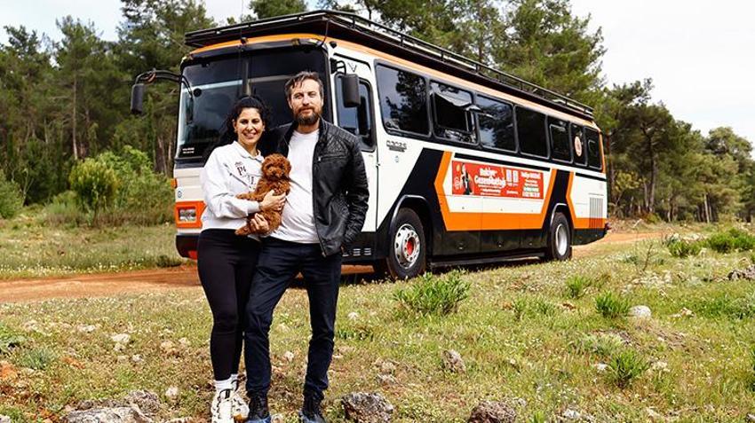 Hurdalıkta parçalanmayı bekliyordu! İçini gören gözlerine inanamıyor: Yapımı 3 buçuk yıl sürdü