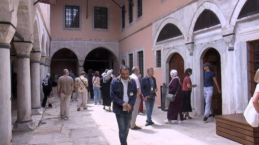Topkapı Sarayı'nda dev restorasyon bitti: Cariyeler taşlığı ilk kez 'Bütüncül' anlatımla açıldı