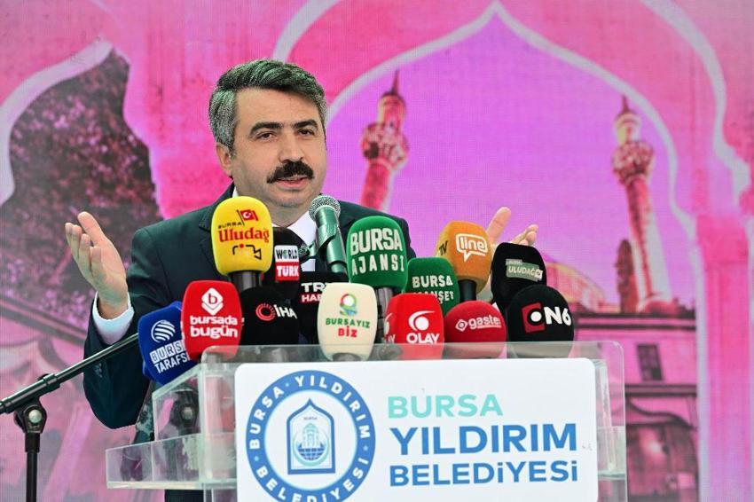 Yıldırım'da 600 yıllık Erguvan Bayramı geleneği yaşatılıyor