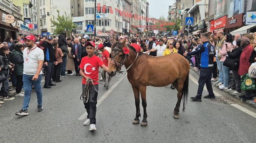 Tekirdağ’da baharı danslarla karşıladılar, Kakava ateşi şehri sardı