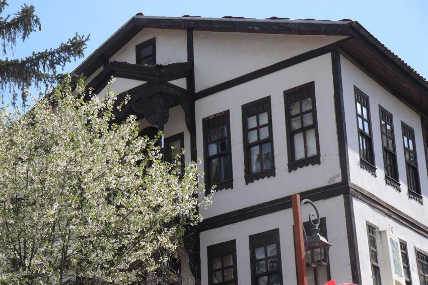 Taraklı'da sokaklar açık hava müzesi: Osmanlı'dan günümüze tanıklık eden miras