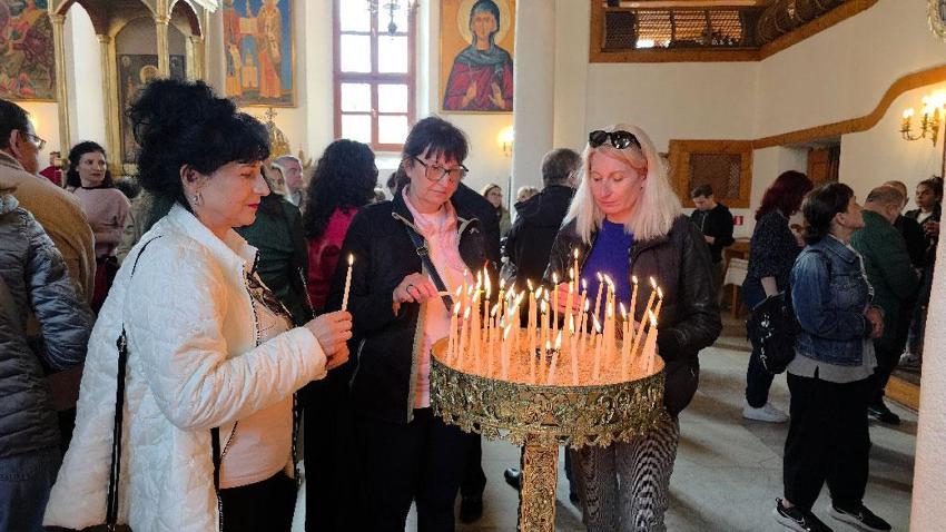 Edirne'deki kilise ayininde Bulgarca-Yunanca dil tartışması: Biz Yunan değiliz tepkisi