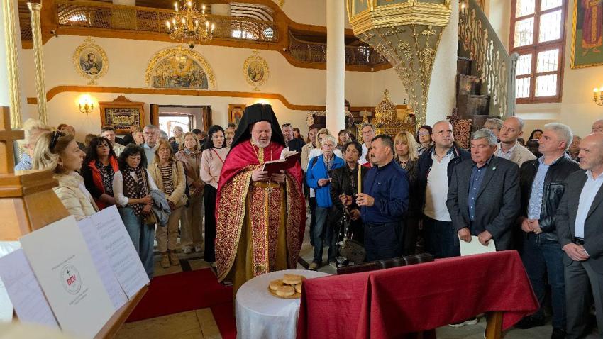 Edirne'deki kilise ayininde Bulgarca-Yunanca dil tartışması: Biz Yunan değiliz tepkisi
