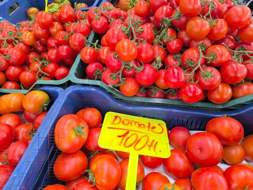 Domates fiyatlarının yüksek olmasının sebebi belli oldu! Kilosu 150 TL'lere kadar çıktı