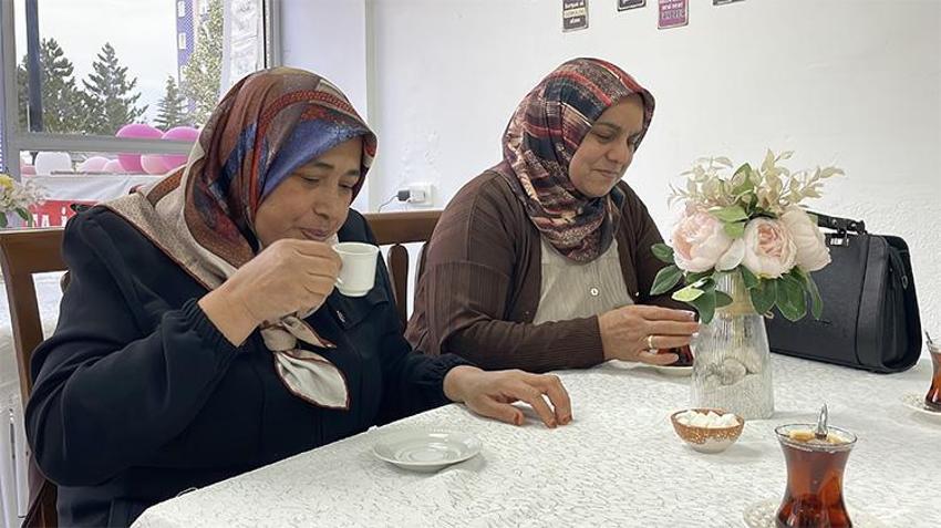 Erkekler kapsından içeri giremiyor! 'Onlar kahveye gittiği zaman kıskanıyorduk'