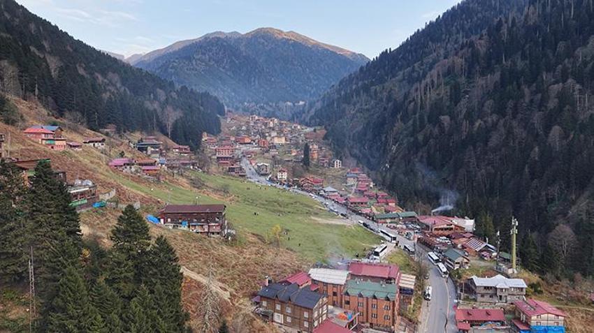 Karadeniz’de bayram bereketi! 9 günlük tatil rezervasyonları patlattı: Uzungöl ve Ayder’de doluluk yüzde 80’e ulaştı!