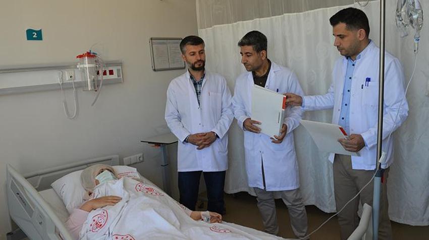'Şeker hastalığına iyi gelir' tavsiyesiyle dağda topladığı otları yedi! Zehirlenen kadının organları hasar gördü