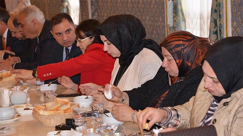 Erzurum'un asırlık lezzeti tescillendi! Tam 20 saat kısık ateşte pişiriliyor, şifa kaynağı...