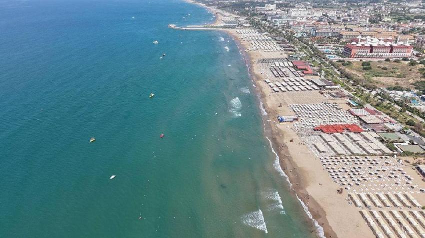 Turizm cennetinde rezervasyon iptal ettiren rezalet! Bölgeyi perişan eden besi çiftliğine ceza sonrası denizin rengi değişti
