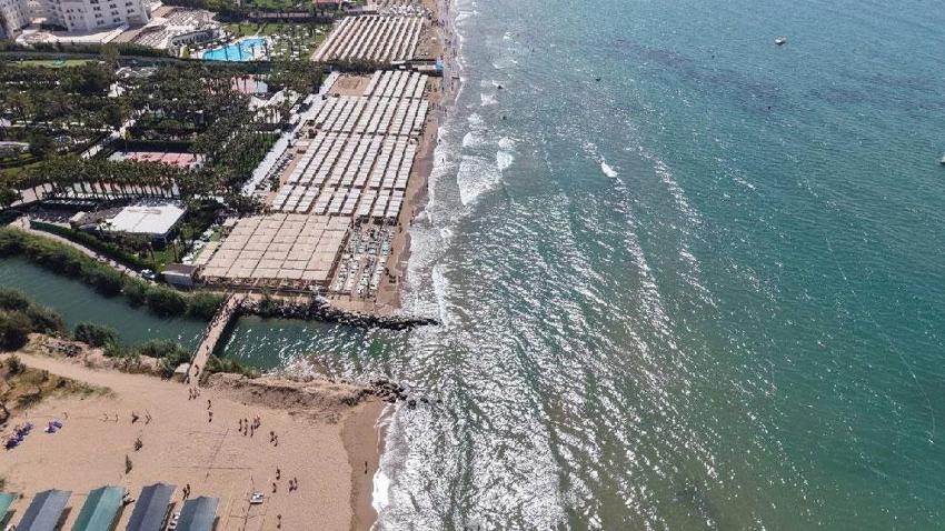Turizm cennetinde rezervasyon iptal ettiren rezalet! Bölgeyi perişan eden besi çiftliğine ceza sonrası denizin rengi değişti