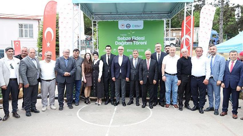 Gebzeli çiftçiye büyük destek! Onlarcası bedava dağıtıldı