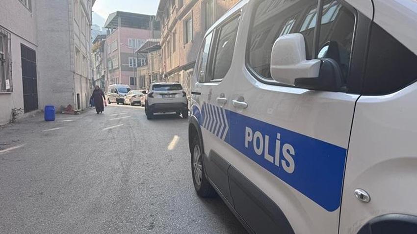 2 çocuğunun annesini 146 bıçak darbesiyle öldürdü! 'Kulağıma sesi geliyor' diyerek psikolojik tedavi istedi