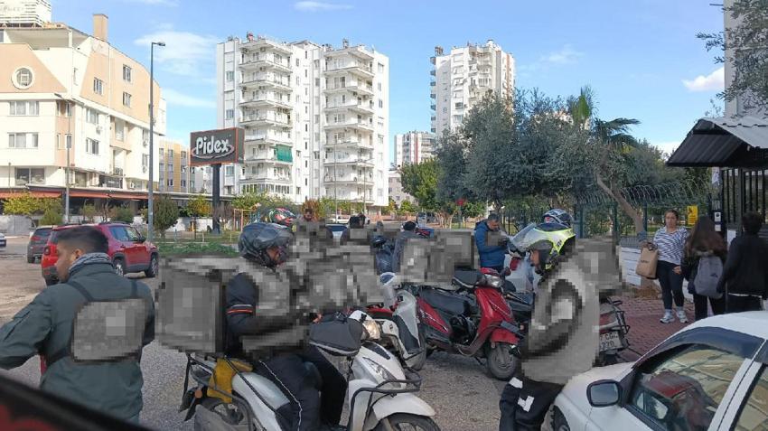 Antalya'da vatandaşa dijital şantaj: 500 bin TL isteyip, kapısına onlarca kurye, nakliyeci, ambulans ve cenaze aracı gönderdiler