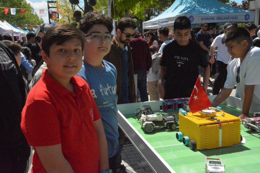 Çorum'da Aile Festivali'nde yüzlerce vatandaş bir araya geldi