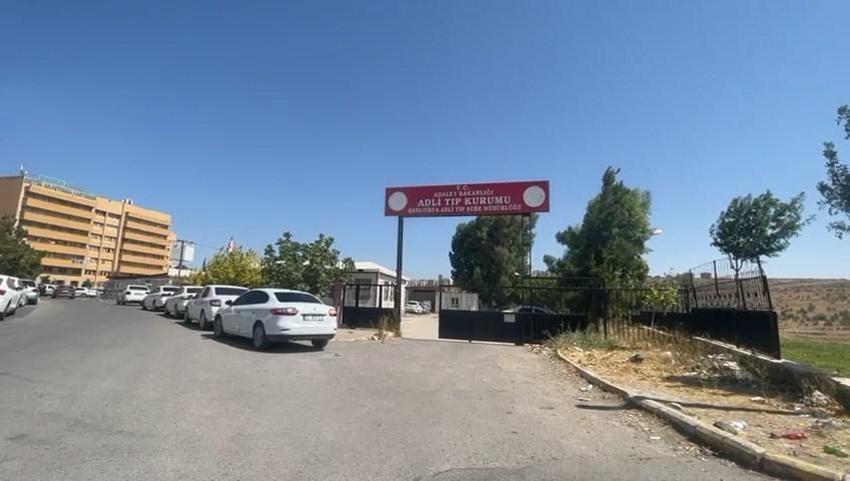 Şanlıurfa'da mezarlıkta dehşete düşüren görüntü! Plastik varilde 21 insan cenini bulundu