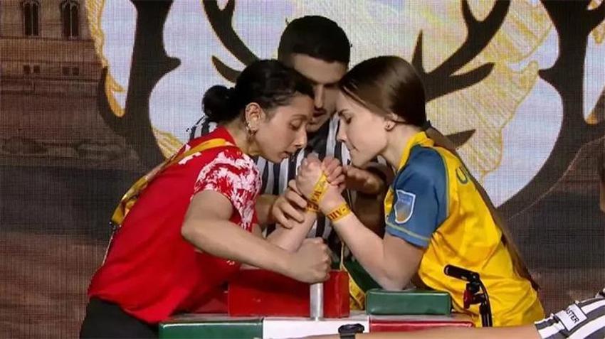 Budapeşte’de Eskişehir rüzgarı! Bilek güreşinde Avrupa'yı salladık!