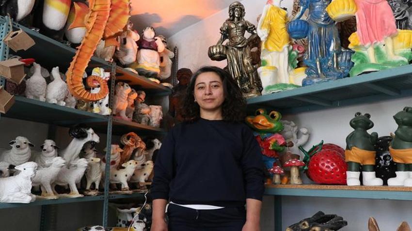 Sıkıntıdan bağ evine kaçmıştı, şimdi sipariş yetiştiremiyor! Garaj kapısını açanlar gözlerine inanamıyor