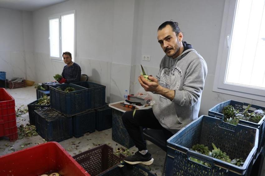 İki kardeş İstanbul'dan Aydın'a gelip bu işe girdiler: Günde 2 bin adet hazırlayıp yüksek gelir elde ediyorlar