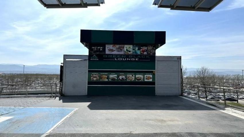 Kocaeli Büyükşehir üst geçide kurdu: Eski kafe kullanıma açılacak