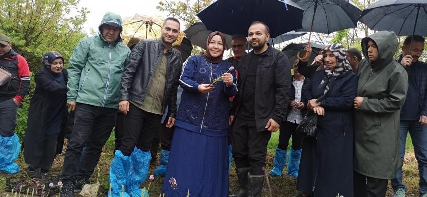 Doğa yürüyüşünde fark etti! İnternetten öğrenip üretime başladı: Şimdi herkes onu konuşuyor