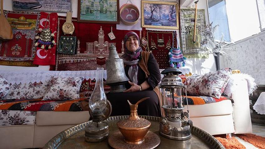 Gurbetten döndü, köy evini antika cennetine çevirdi: Her birine çocuğu gibi bakıyor