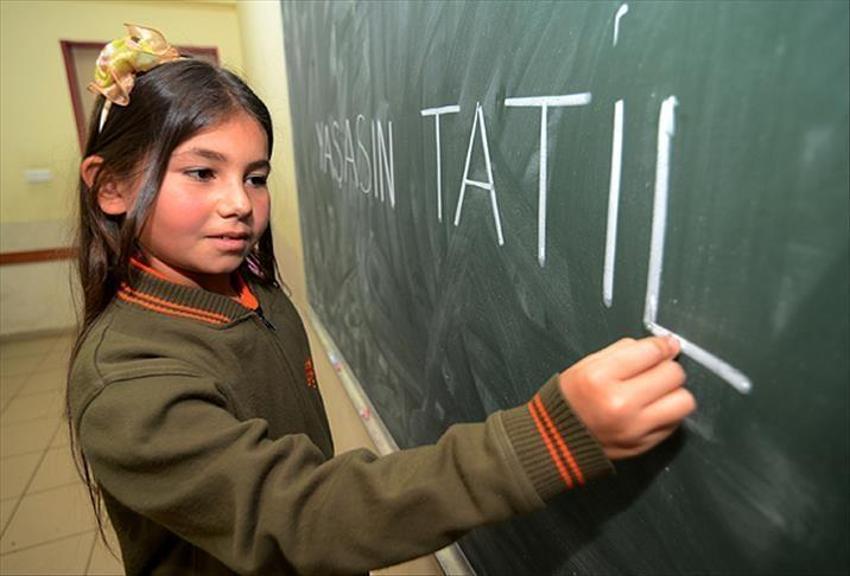 YAZ TATİLİ NE ZAMAN? | 2026 okullar ne zaman kapanıyor? Yaz tatili kaç gün? Yaz tatili erkene çekilecek mi? Okullar ne zaman açılacak?