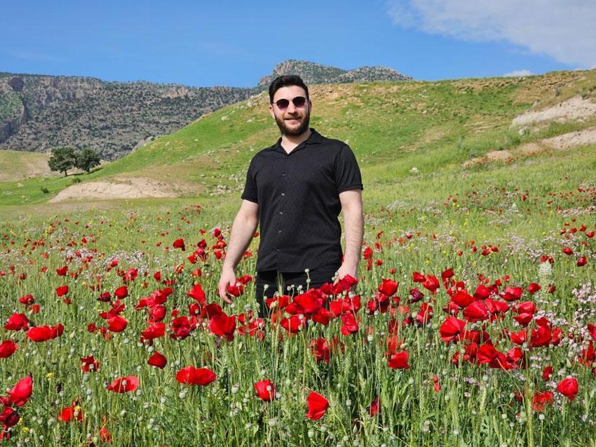 Şırnak'ta gelincikler açtı Akdizgin köyünde görsel şölen oluştu
