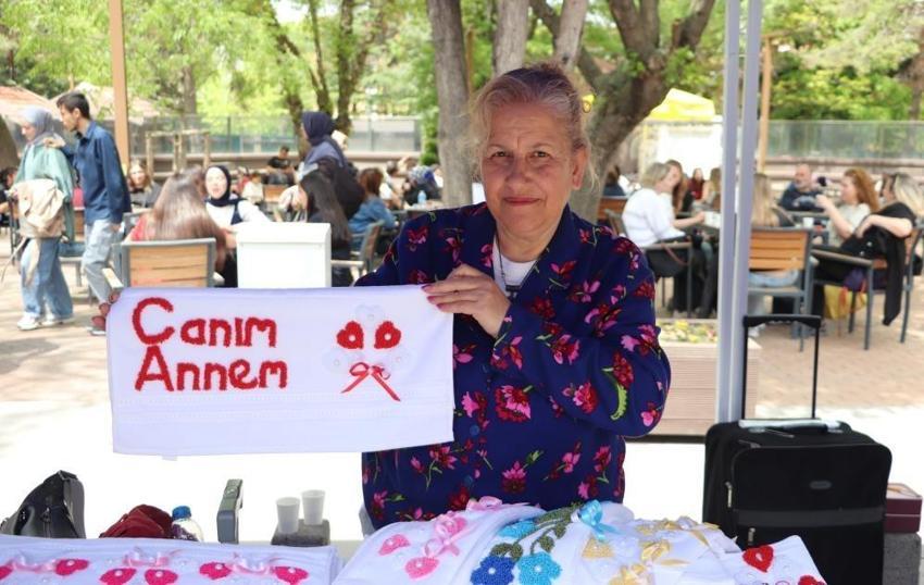 Eskişehir'de çocuklara çeyiz yapıyordu, işi büyütüp gelir kapısı yarattı!