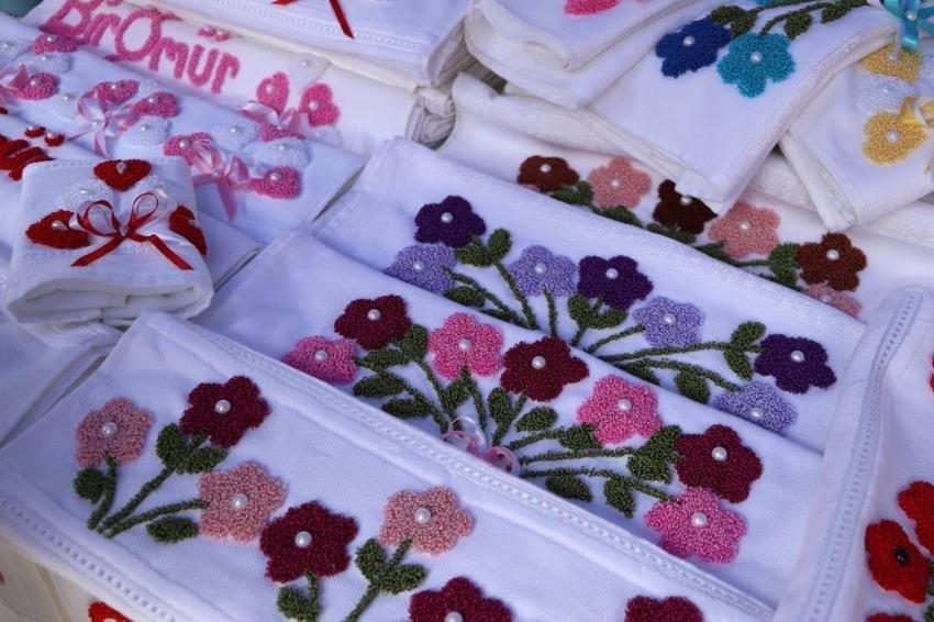 Eskişehir'de çocuklara çeyiz yapıyordu, işi büyütüp gelir kapısı yarattı!