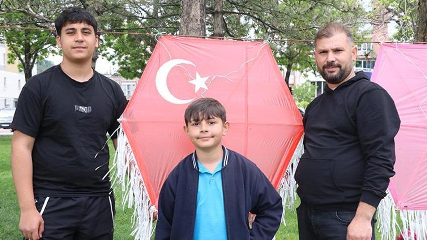 Kayınpederini dinledi ekmek kapısını buldu! Hem para kazanıyor hem de çocukları sevindiriyor