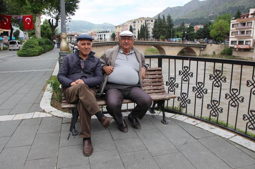 Yeşilırmak'ta debi hızla düştü: Amasya'da endişeyle izlediler