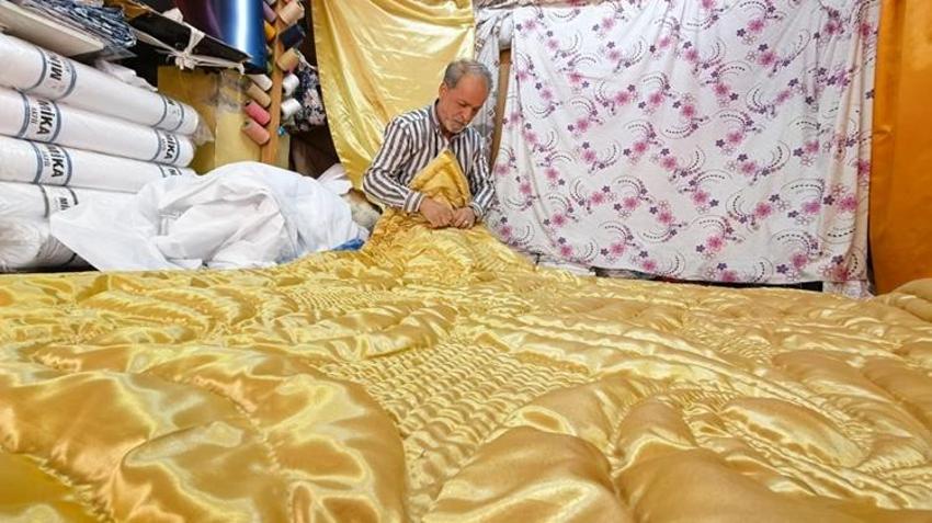 İlçede bir tek o kaldı! Kraliçe Elizabeth’e özel talep üzerine yapmıştı: Bursalı usta zamana direniyor