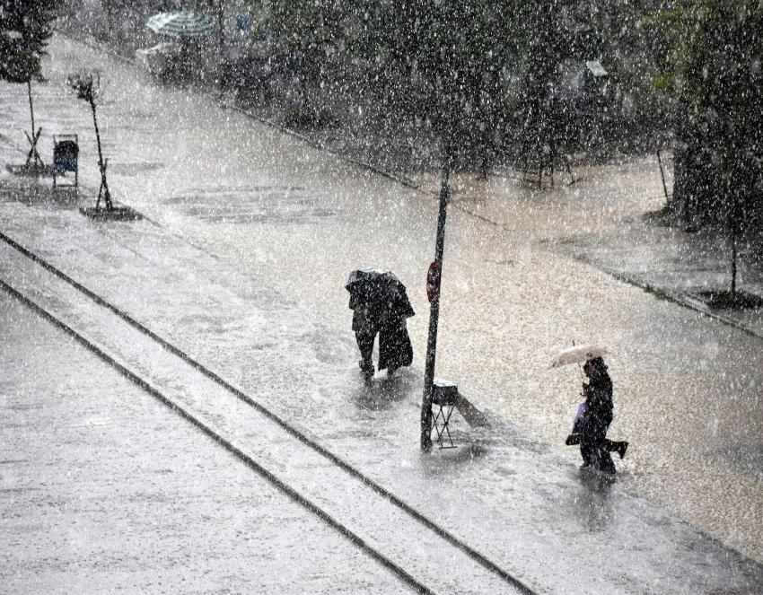 Meteoroloji Kurban Bayramı için hava durumunu açıkladı! Ülke genelinde kuvvetli sağanak yağışlar etkili olacak