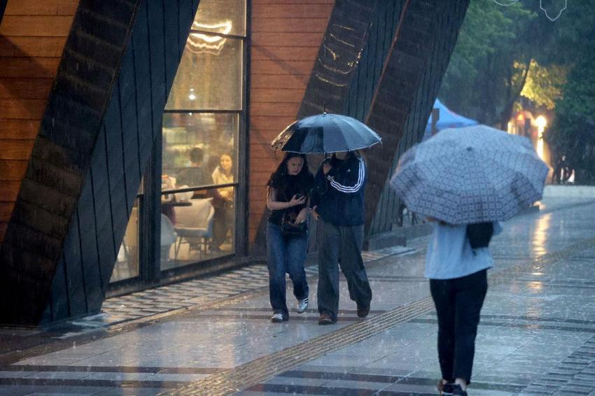 Meteoroloji Kurban Bayramı için hava durumunu açıkladı! Ülke genelinde kuvvetli sağanak yağışlar etkili olacak