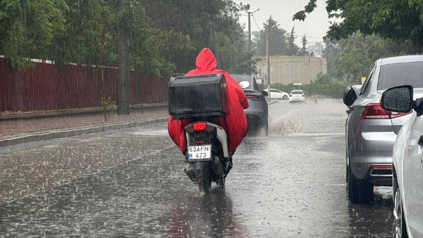 Meteoroloji Kurban Bayramı için hava durumunu açıkladı! Ülke genelinde kuvvetli sağanak yağışlar etkili olacak