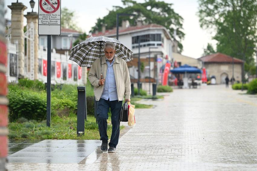 Meteoroloji Kurban Bayramı için hava durumunu açıkladı! Ülke genelinde kuvvetli sağanak yağışlar etkili olacak