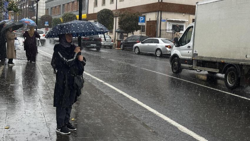 Meteoroloji Kurban Bayramı için hava durumunu açıkladı! Ülke genelinde kuvvetli sağanak yağışlar etkili olacak