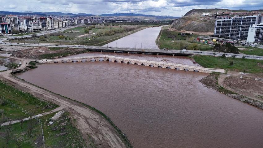 Sivas'ta son 50 yılın en yüksek seviyesi görüldü, doluluk oranı yüzde 95,26'ya ulaştı